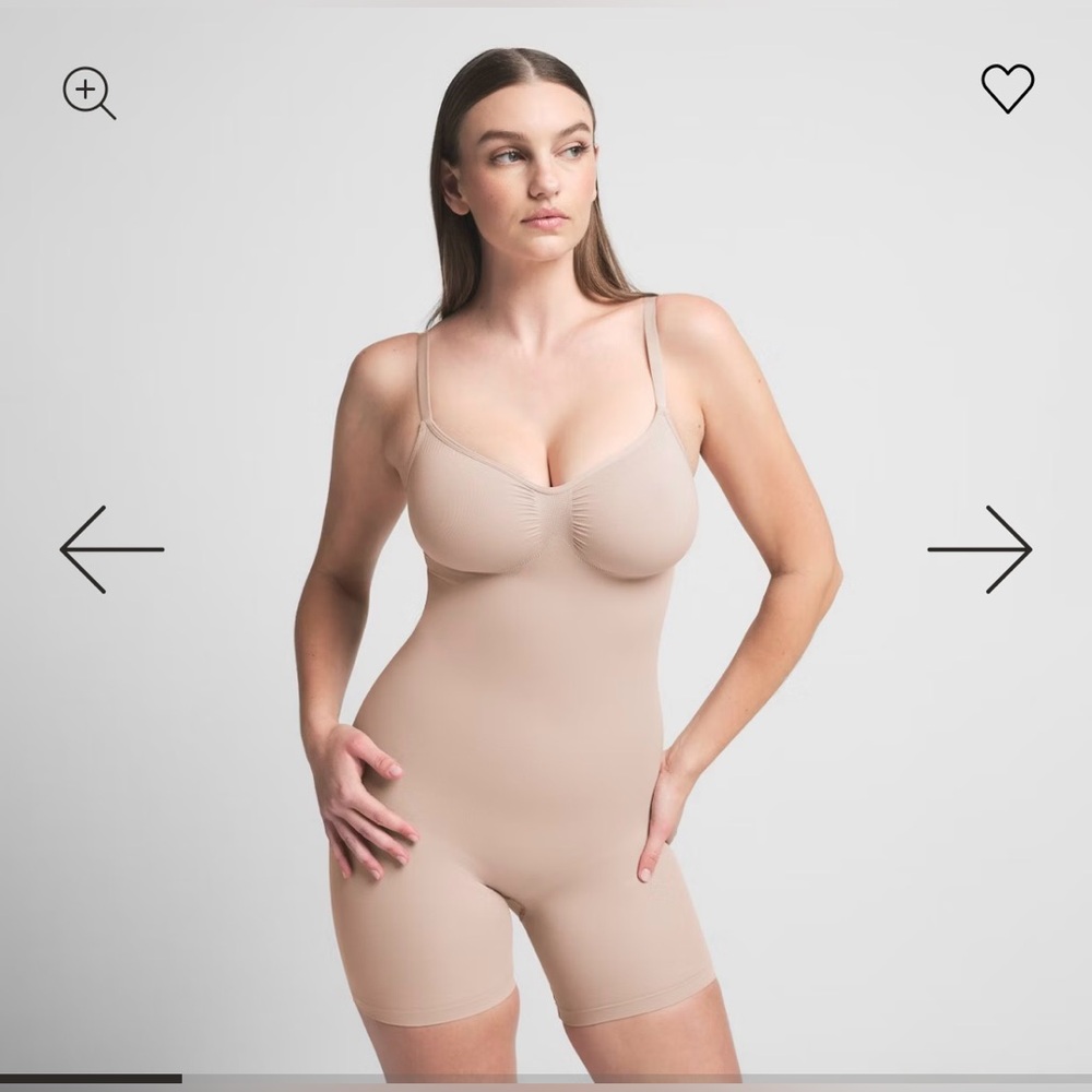 SKIMS Authentic Seamless Sculpt Mid Thigh Bodysuit NWOT Size XS Mica